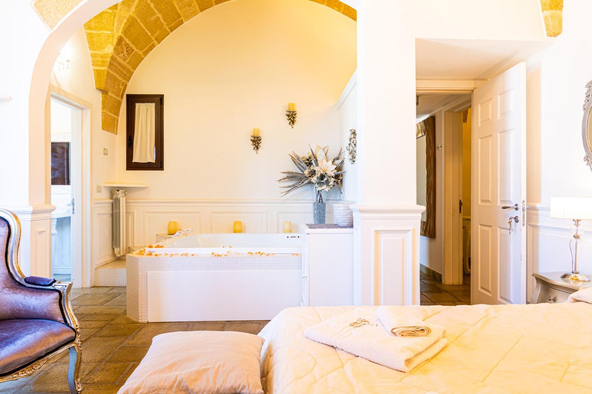 Palazzo Aurora Bed & Breakfast Alezio Exterior foto